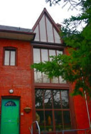 Alan Gardens Bed And Breakfast Toronto Bed & Breakfast